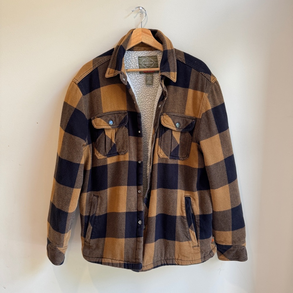 St John’s Bay Sherpa Lined Plaid Jacket Shacket Size Large Black And Brown